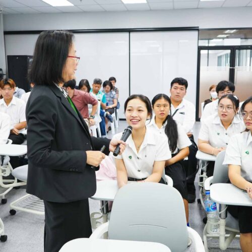 📸 ประมวลภาพบรรยากาศกิจกรรม “เตรียมแพทย์สู่วิชาชีพแพทย์ชั้นปรีคลินิก”ก้าวแรกสู่เส้นทางวิชาชีพแพทย์ เต็มเปี่ยมด้วยความมุ่งมั่นและแรงบันดาลใจ 🩺✨