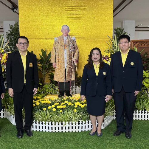 คณะแพทยศาสตร์ มหาวิทยาลัยเกษตรศาสตร์ ร่วมพิธีน้อมรำลึกในพระมหากรุณาธิคุณ เนื่องในวันคล้ายวันสวรรคต พระบาทสมเด็จพระบรมชนกาธิเบศร มหาภูมิพลอดุลยเดชมหาราช บรมนาถบพิตร “วันนวมินทรมหาราช”