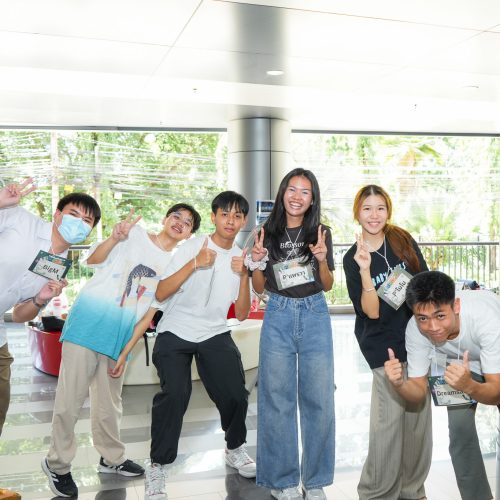 กิจกรรม “แรกพบ สานสัมพันธ์ สอนน้องร้องเพลง” Proud to be KUMEDDDDDDD